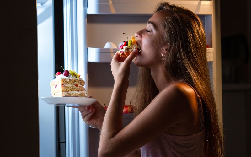 Dấu hiệu của bệnh tiểu đường gây ra cảm giác đói liên tục và giảm cân không rõ nguyên nhân