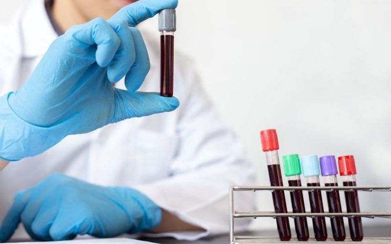 Tế bào gốc với tính năng tái tạo và phân chia