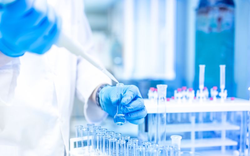 Ứng dụng điều trị trong y học của dịch vụ tế bào gốc là gì?