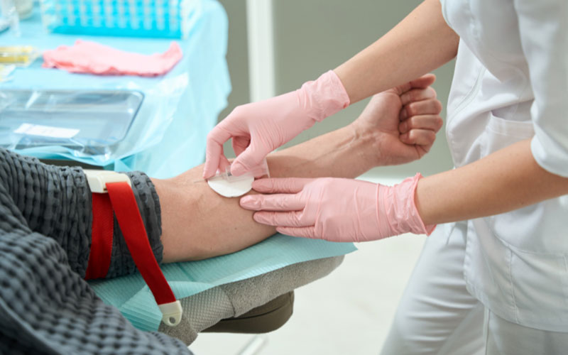 Điều trị các bệnh lý liên quan đến tế bào máu