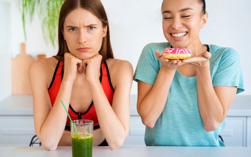 Chế độ ăn thiếu hụt các vitamin và khoáng chất thiết yếu sẽ ảnh hưởng nghiêm trọng dẫn đến lão hoá da