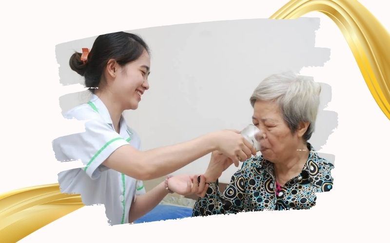 Lọc máu xấu tại nhà cho người cao tuổi