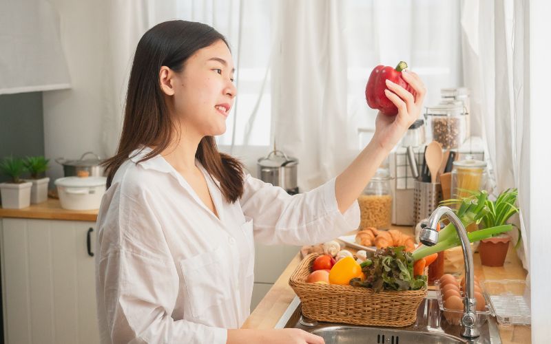 Duy trì chế độ ăn lành mạnh và tập thể dục xây dựng sức khoẻ toàn diện