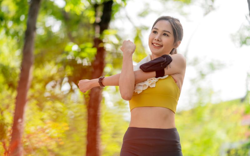 NMN và năng lượng cơ thể giúp cải thiện sản xuất ATP, từ đó nâng cao sức bền và hiệu suất hoạt động