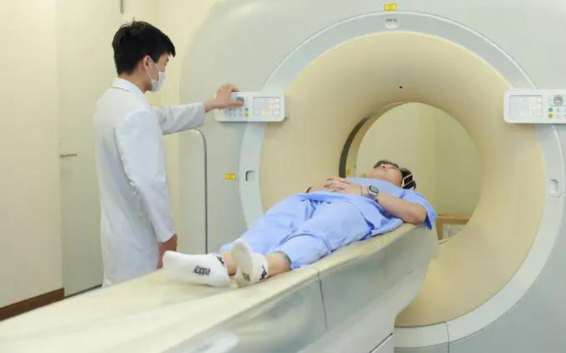 Quy trình khám bệnh toàn diện Ningen Dock bao gồm các bước kiểm tra và xét nghiệm toàn diện