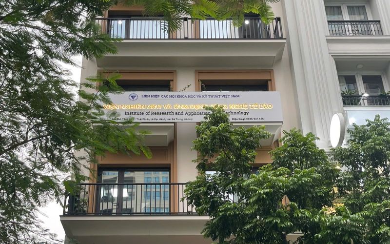 Viện nghiên cứu và ứng dụng công nghệ tế bào nằm tại số 21 Thái Phiên, Hai Bà Trưng, Hà Nội