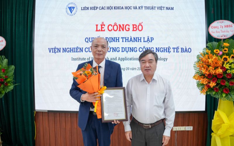 Ra mắt Viện nghiên cứu và ứng dụng công nghệ tế bào hướng tới sẽ trở thành một trung tâm hàng đầu về y học tái tạo