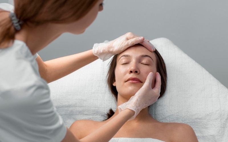 Quy trình thực hiện tái tạo da bằng tế bào gốc