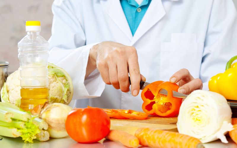 Chế độ ăn uống có tác động sâu sắc đến tiến triển và triệu chứng của bệnh thoái hóa khớp