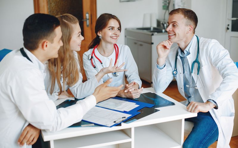 Một số thực phẩm chức năng hoặc sản phẩm hỗ trợ sức khỏe có thể giúp kiểm soát đường huyết hiệu quả hơn