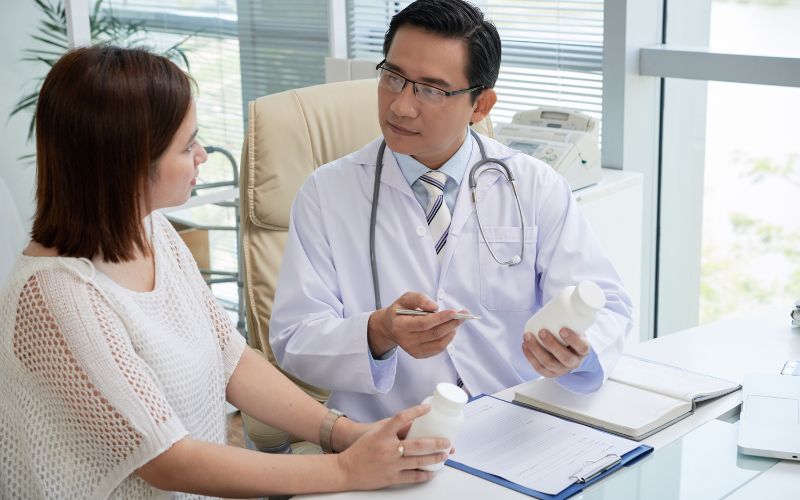 Hãy lắng nghe và tuân theo các tư vấn từ bác sĩ hoặc chuyên gia về quá trình điều trị