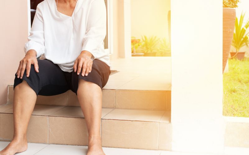 Xuất hiện thêm những triệu chứng thoái hóa khớp mới  